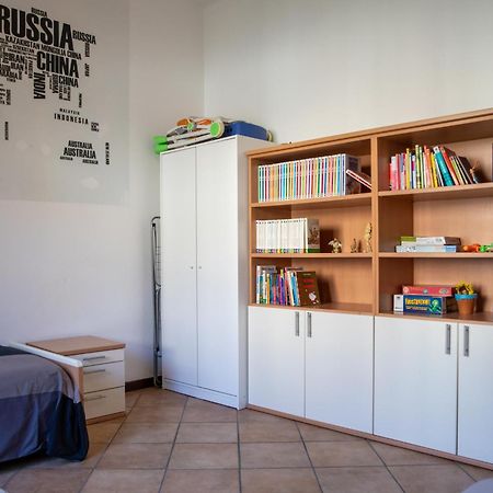 La Dimora Degli Elfi Casa Vacanza Pavía Exterior foto